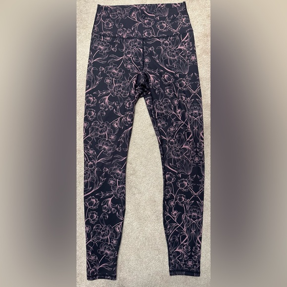 Fabletics leggings - size M - Picture 4 of 6